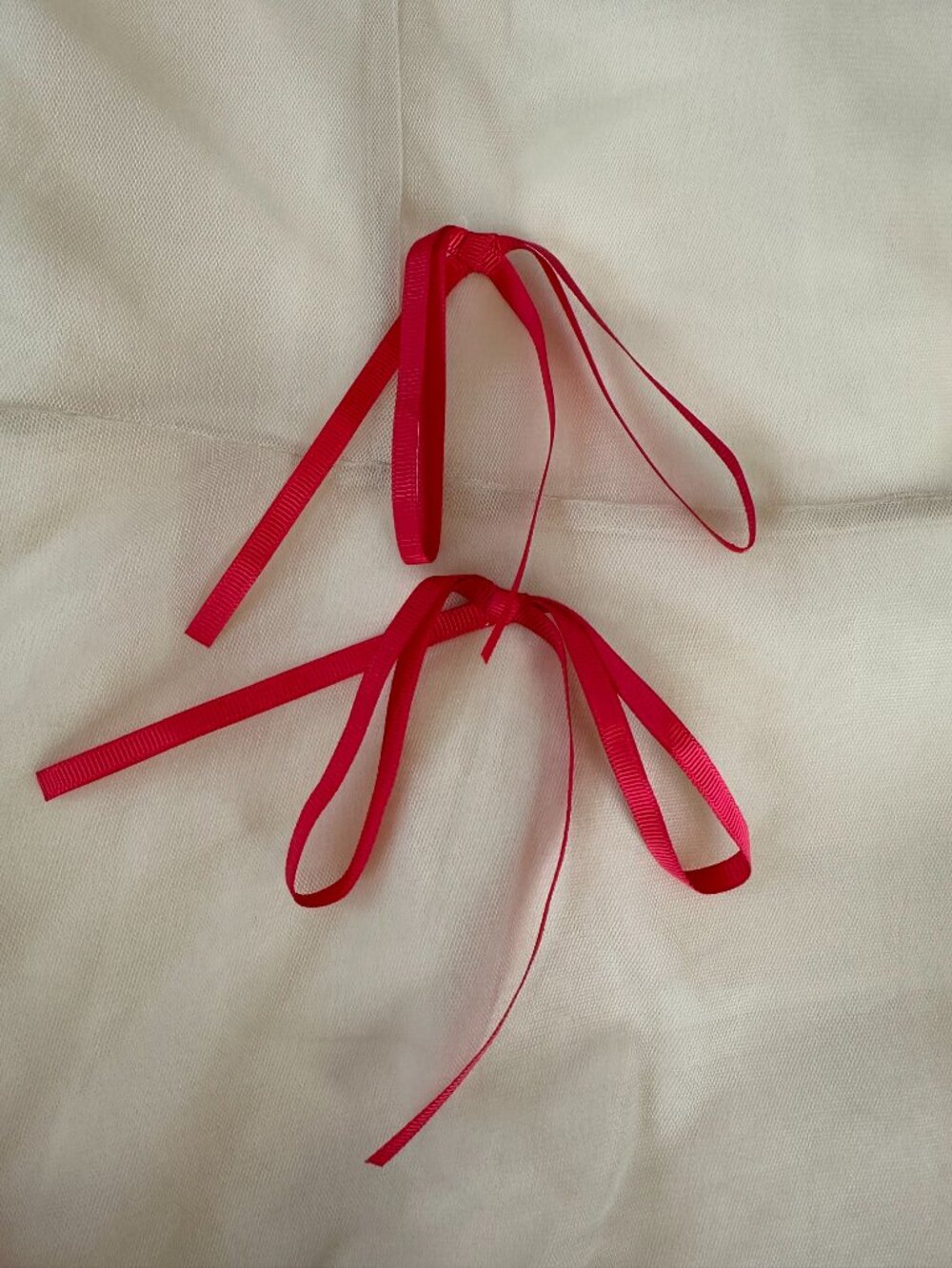 Maeve Tulle Tulip Skirt with Red Bows Sz 2 - Picture 3 of 5